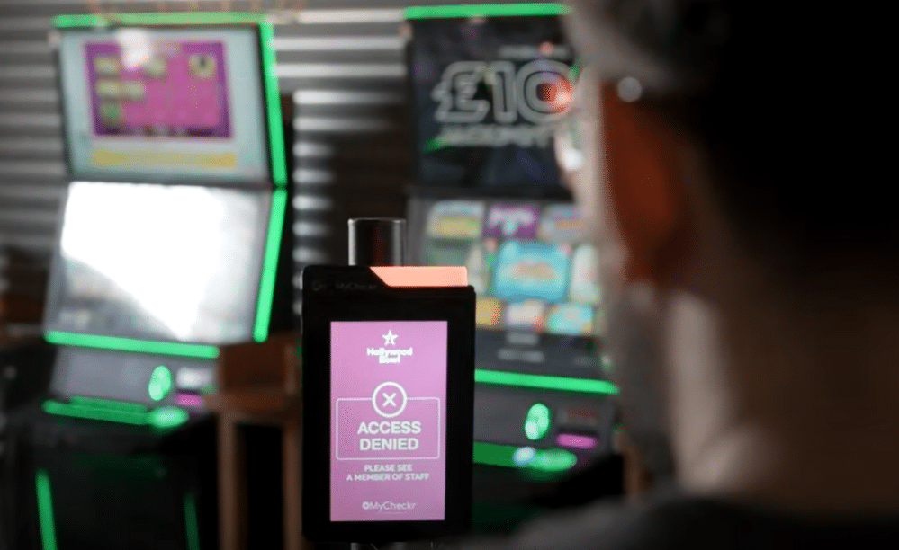 Creando una experiencia de juego más segura en el Hollywood Bowl con MyCheckr e ICU Lite.