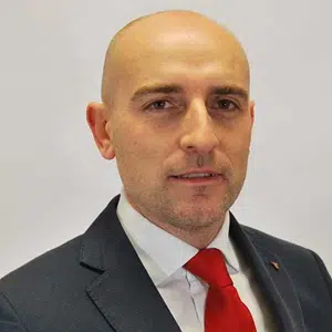 Mandelli celebrates 10 years